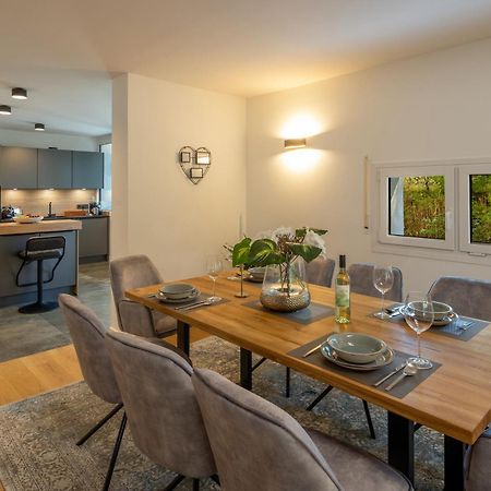 Sweethome - Luxus Pur - Grosse Kueche, 2 Baeder, 2 Terrassen Ottobrunn Exterior photo
