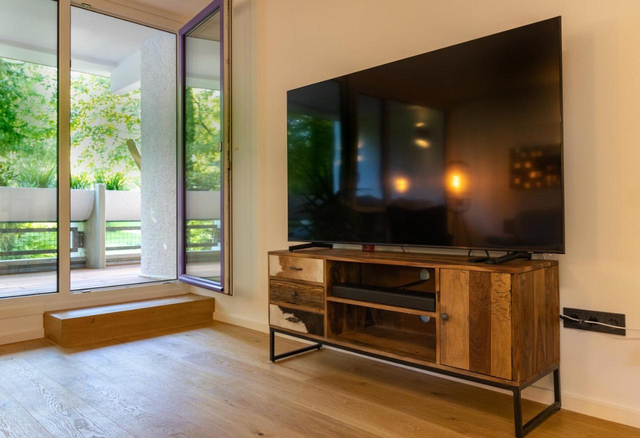 Sweethome - Luxus Pur - Grosse Kueche, 2 Baeder, 2 Terrassen Ottobrunn Exterior photo