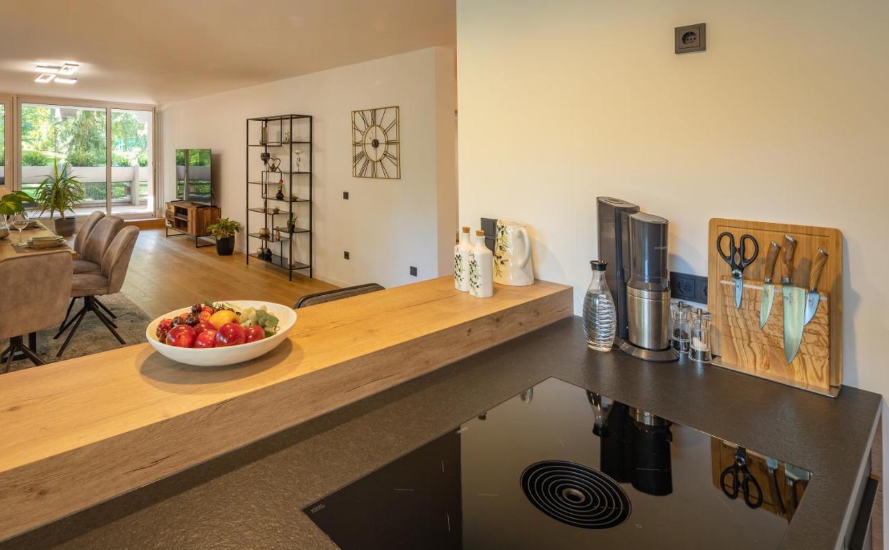 Sweethome - Luxus Pur - Grosse Kueche, 2 Baeder, 2 Terrassen Ottobrunn Exterior photo