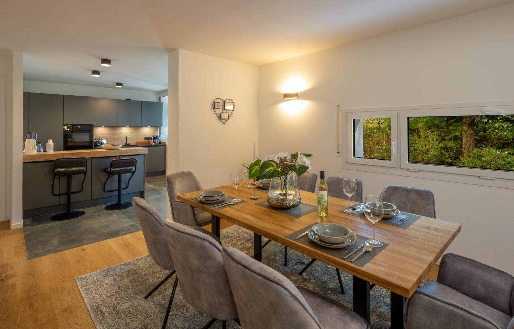 Sweethome - Luxus Pur - Grosse Kueche, 2 Baeder, 2 Terrassen Ottobrunn Exterior photo